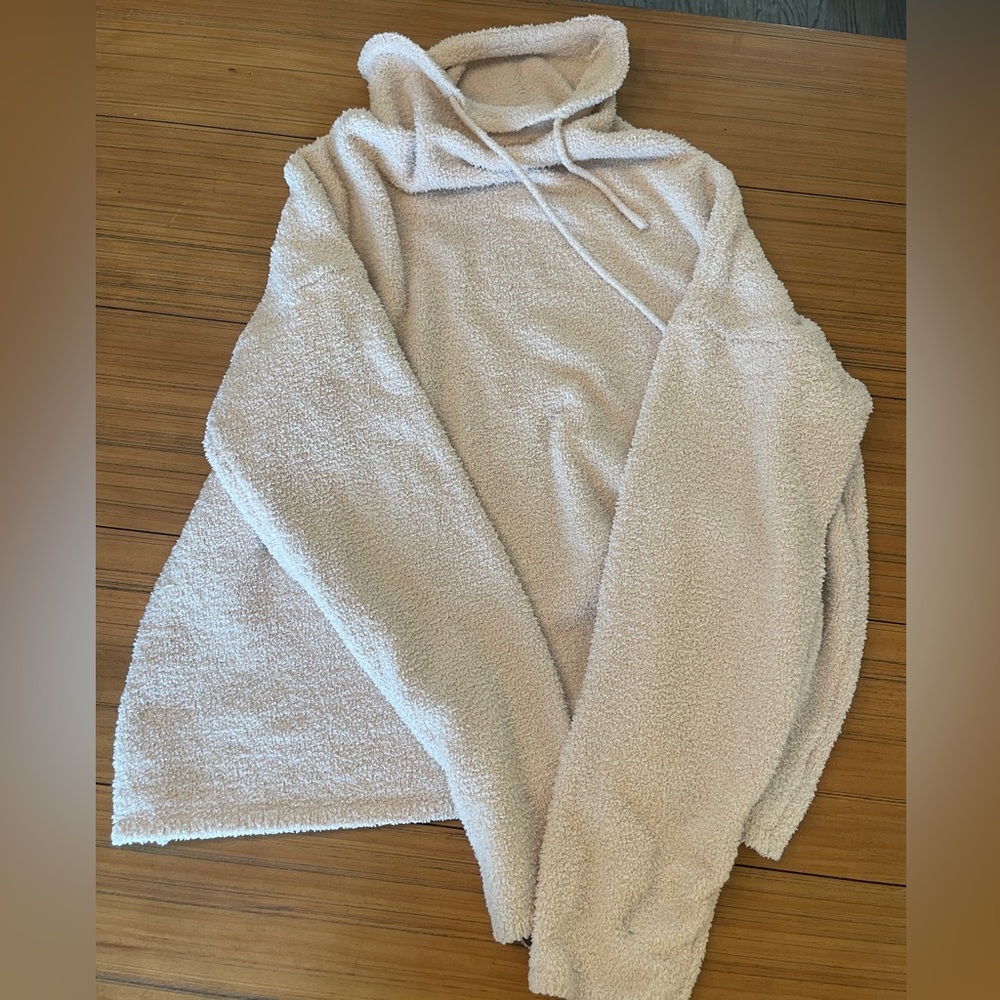 Nordstrom cozy pullover, softest material, size small